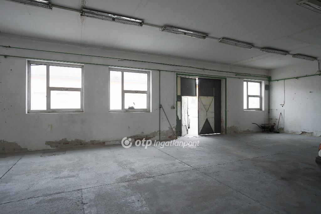 136 nm - AADAT.propertyImage (4)