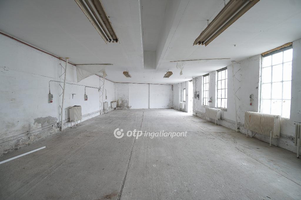 136 nm - AADAT.propertyImage (10)