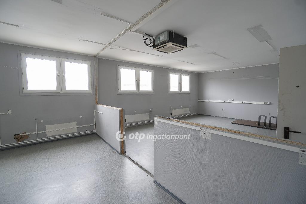 136 nm - AADAT.propertyImage (13)