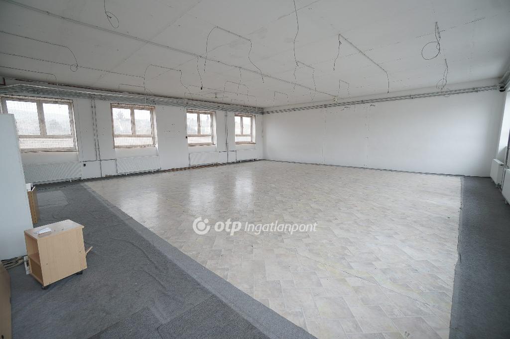 136 nm - AADAT.propertyImage (16)
