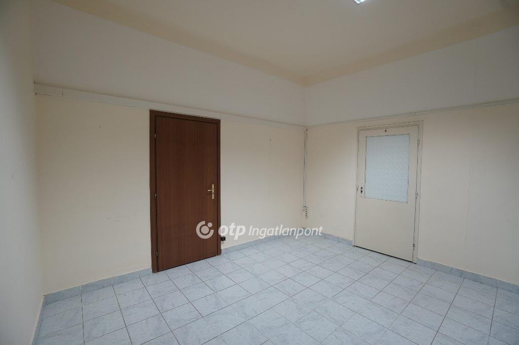 136 nm - AADAT.propertyImage (22)