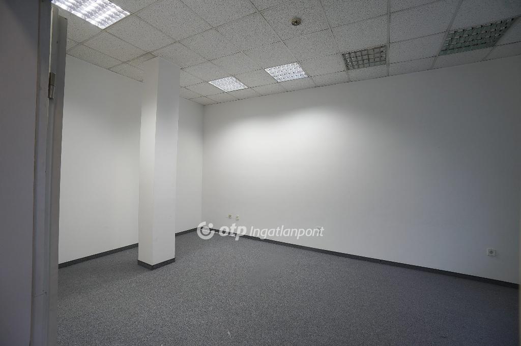 136 nm - AADAT.propertyImage (30)