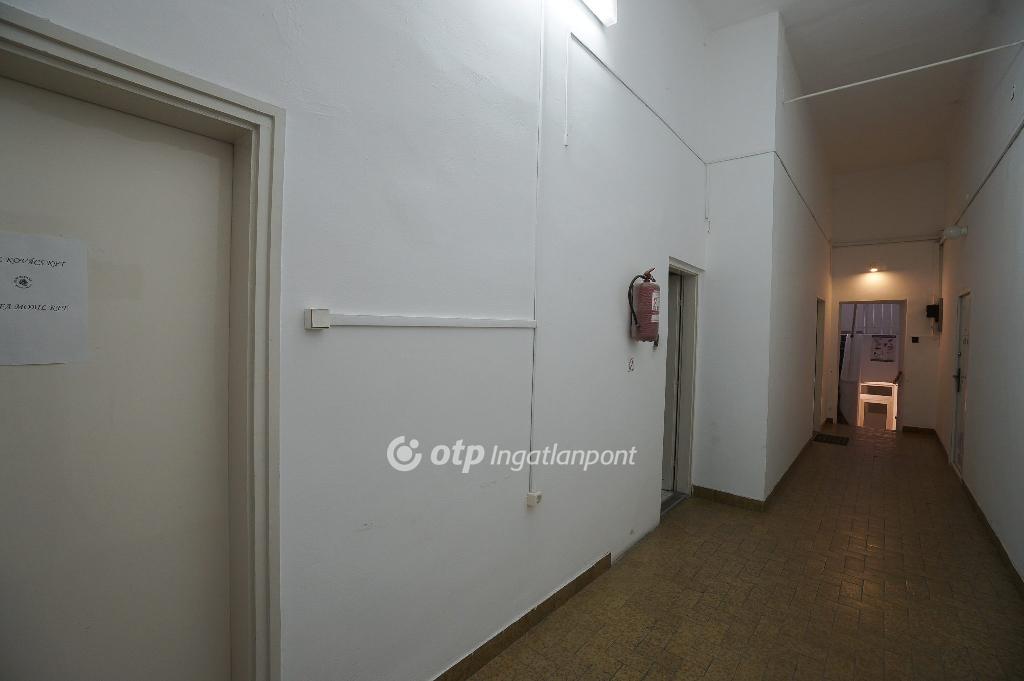 136 nm - AADAT.propertyImage (32)