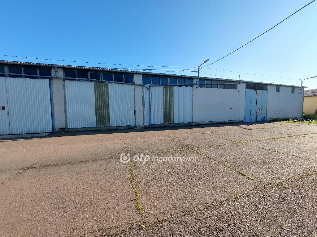 2024 nm - AADAT.propertyImage (10)