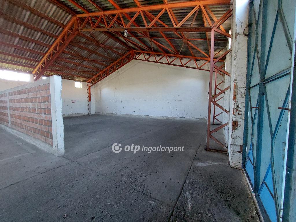 2024 nm - AADAT.propertyImage (44)