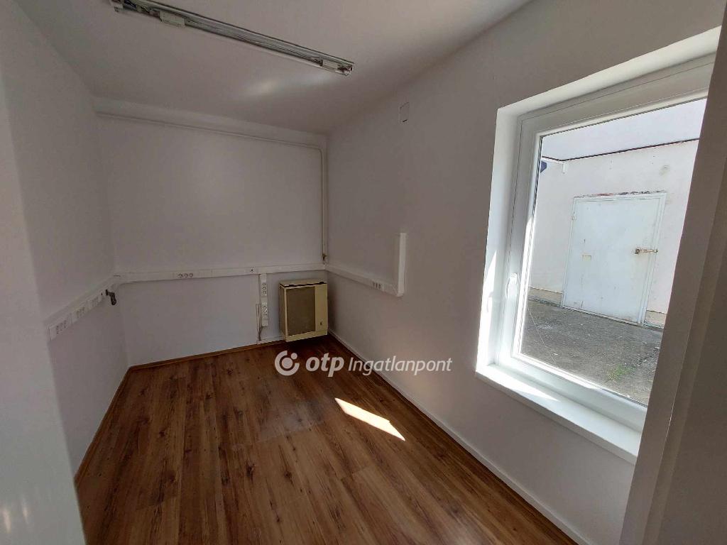 2024 nm - AADAT.propertyImage (19)