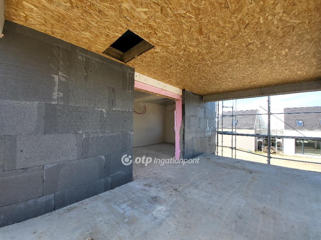 3 Szoba, tégla Építésű, 102 nm - AADAT.propertyImage (13)