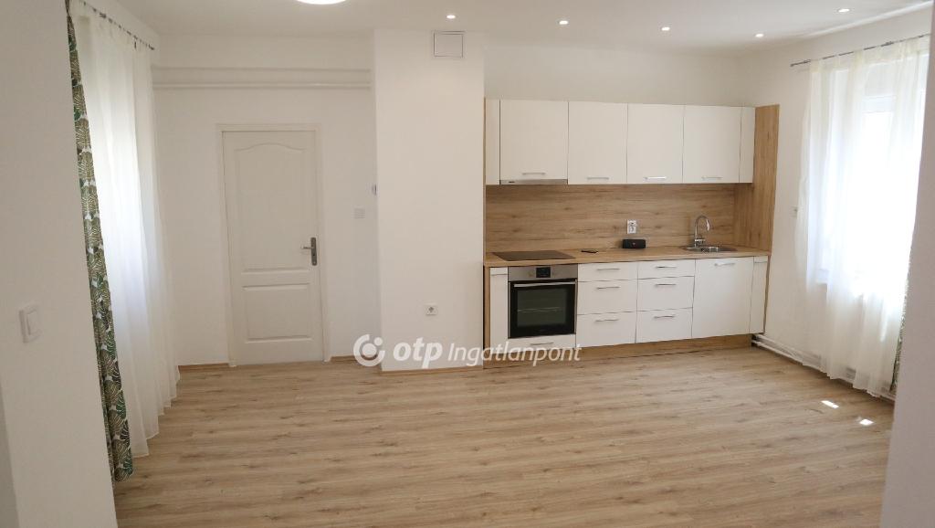2 Szoba, vegyes falazat, 77 nm - AADAT.propertyImage (1)