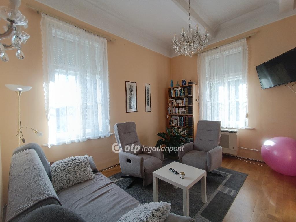4 Szoba, tégla Építésű, 86 nm - AADAT.propertyImage (4)