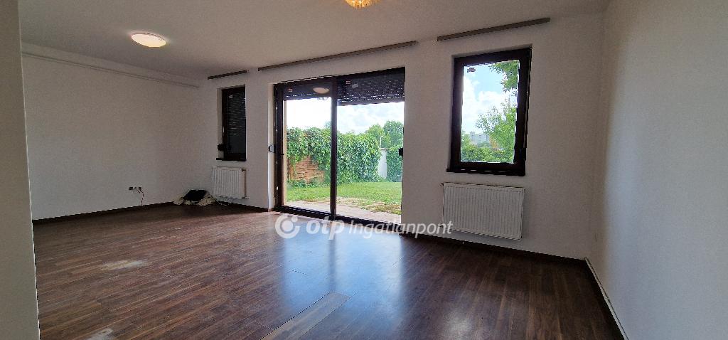 4 Szoba, tégla Építésű, 186 nm - AADAT.propertyImage (1)