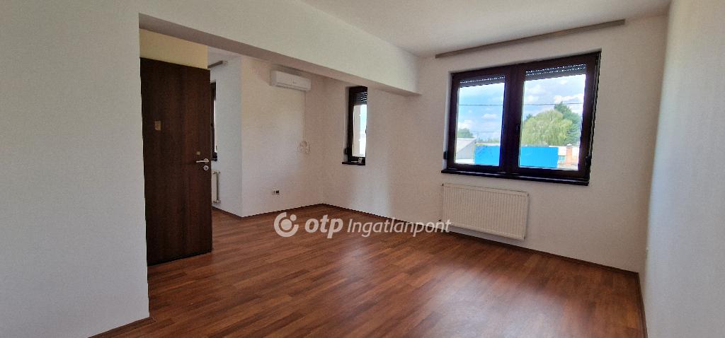 4 Szoba, tégla Építésű, 186 nm - AADAT.propertyImage (6)