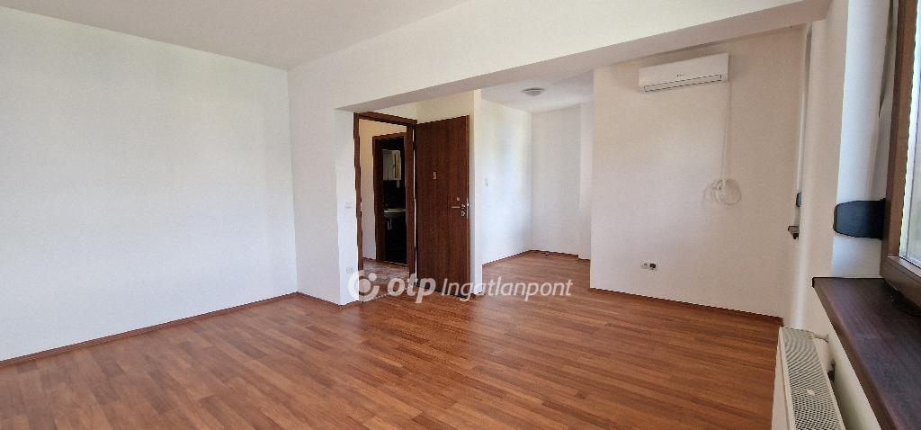 4 Szoba, tégla Építésű, 186 nm - AADAT.propertyImage (9)