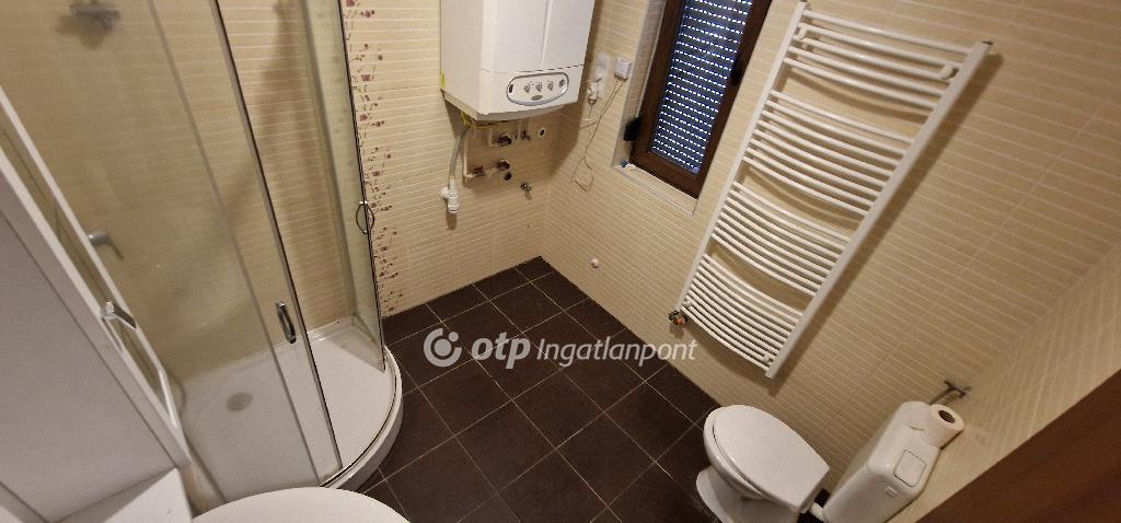 4 Szoba, tégla Építésű, 186 nm - AADAT.propertyImage (12)