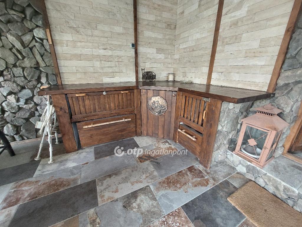 3 Szoba, tégla Építésű, 124 nm - AADAT.propertyImage (15)