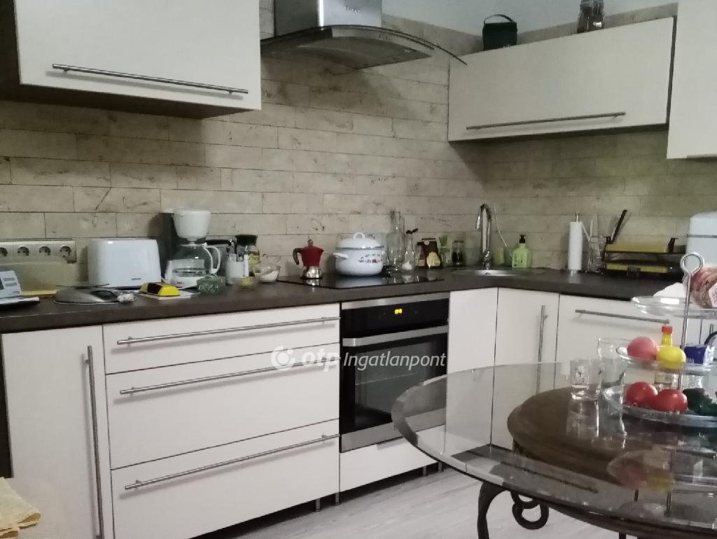 3 Szoba, tégla Építésű, 124 nm - AADAT.propertyImage (4)