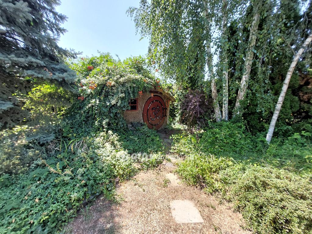 3 Szoba, tégla Építésű, 124 nm - AADAT.propertyImage (36)