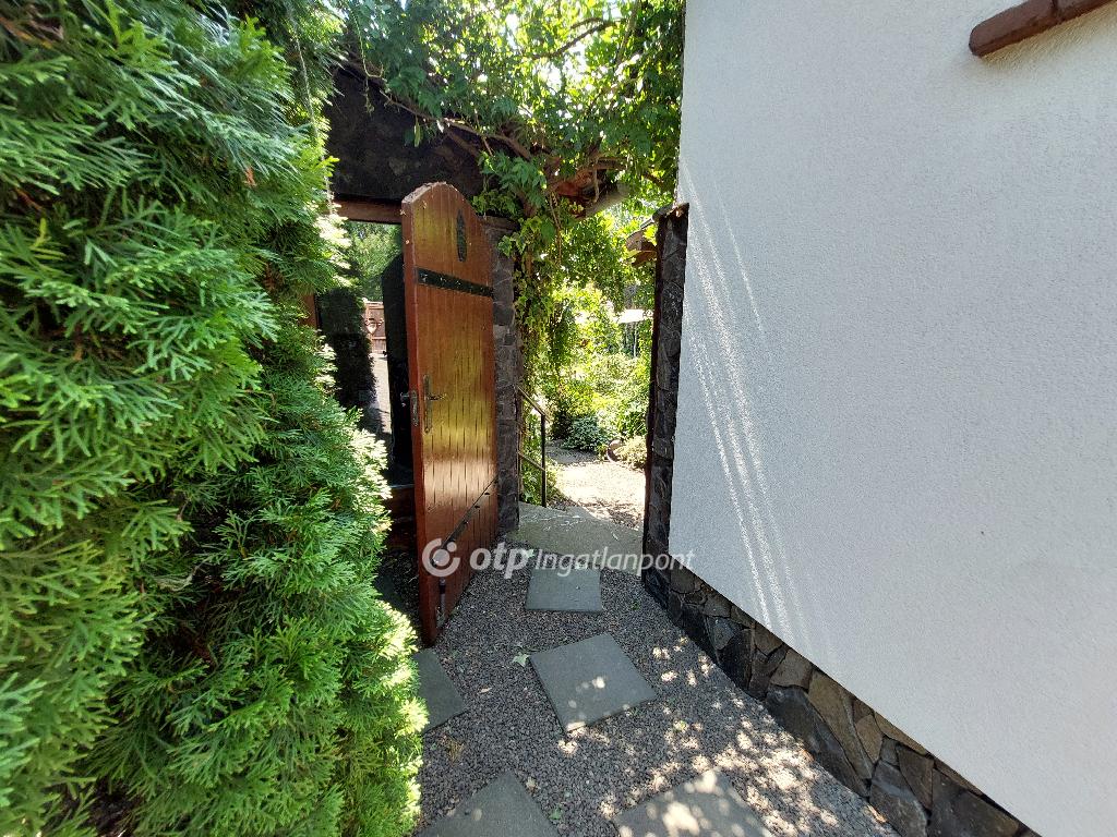 3 Szoba, tégla Építésű, 124 nm - AADAT.propertyImage (37)