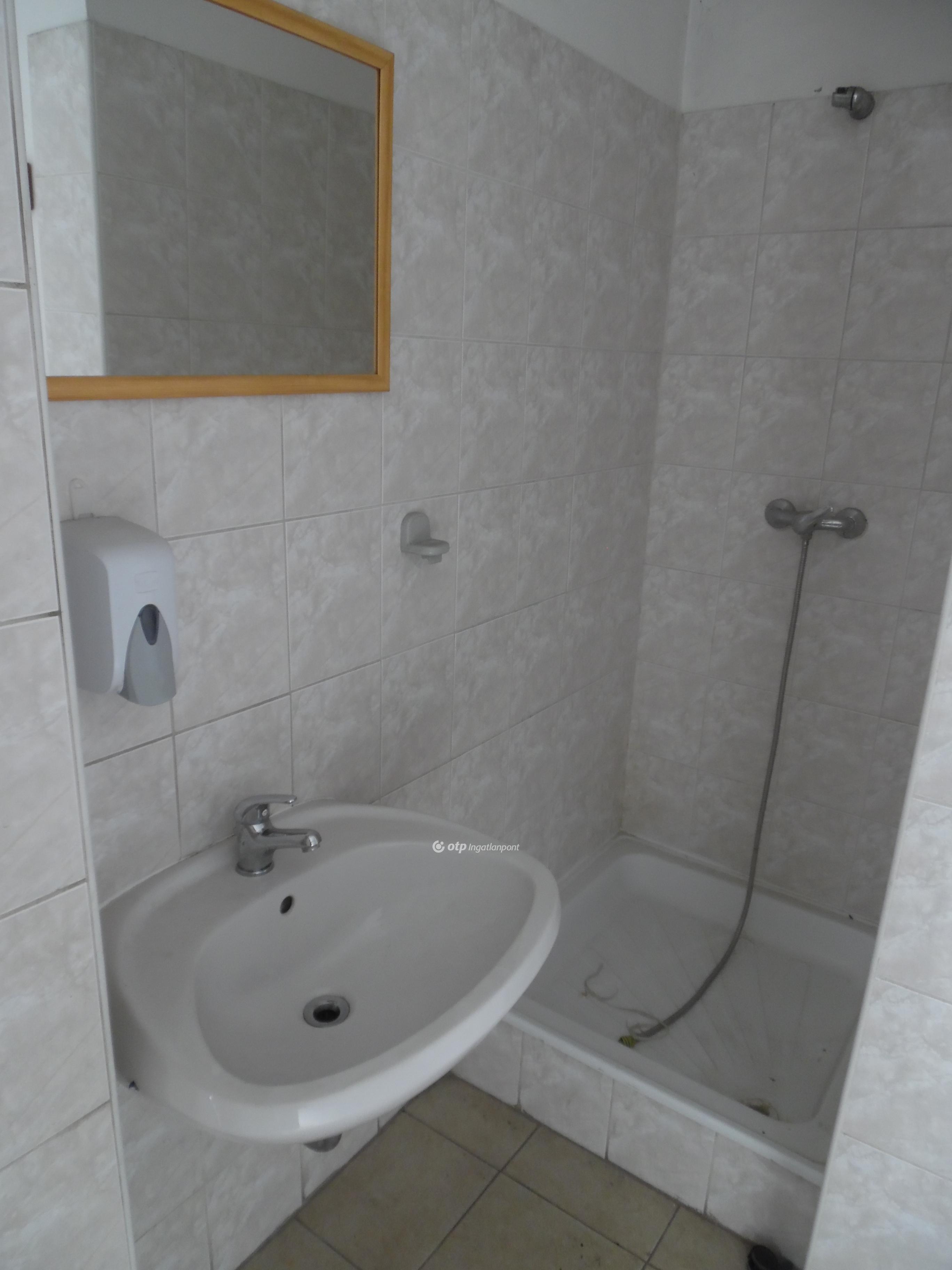 576 nm - AADAT.propertyImage (26)
