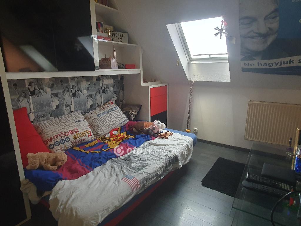 5 Szoba, tégla Építésű, 221 nm - AADAT.propertyImage (12)