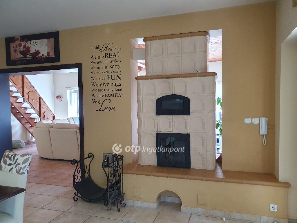 5 Szoba, tégla Építésű, 221 nm - AADAT.propertyImage (16)