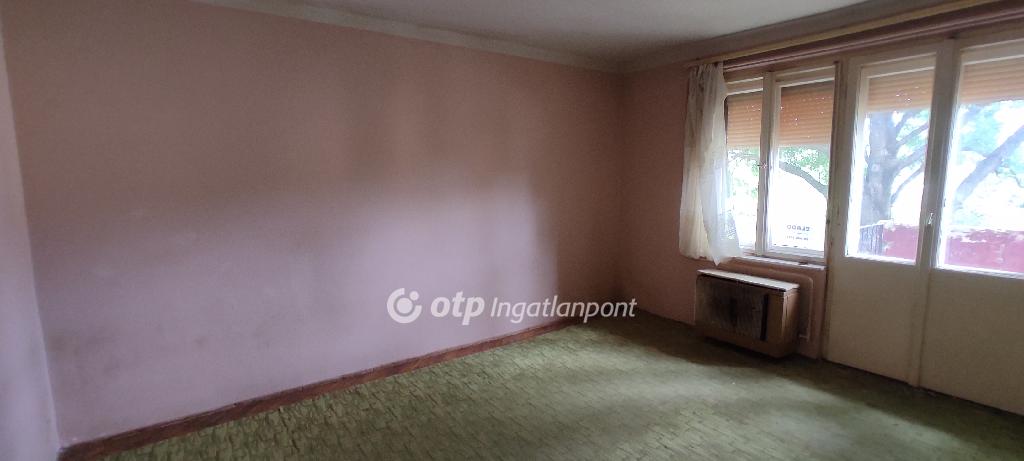 1 Szoba, tégla Építésű, 37 nm - AADAT.propertyImage (3)