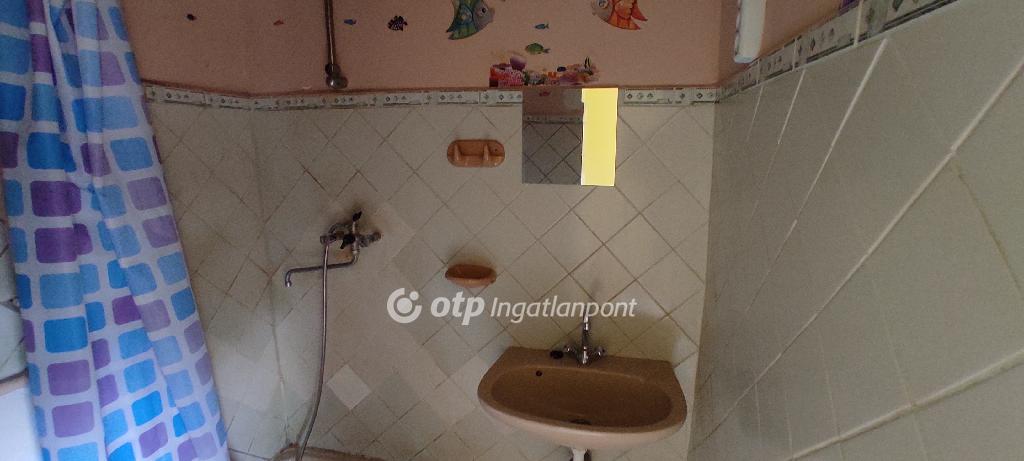 1 Szoba, tégla Építésű, 37 nm - AADAT.propertyImage (10)