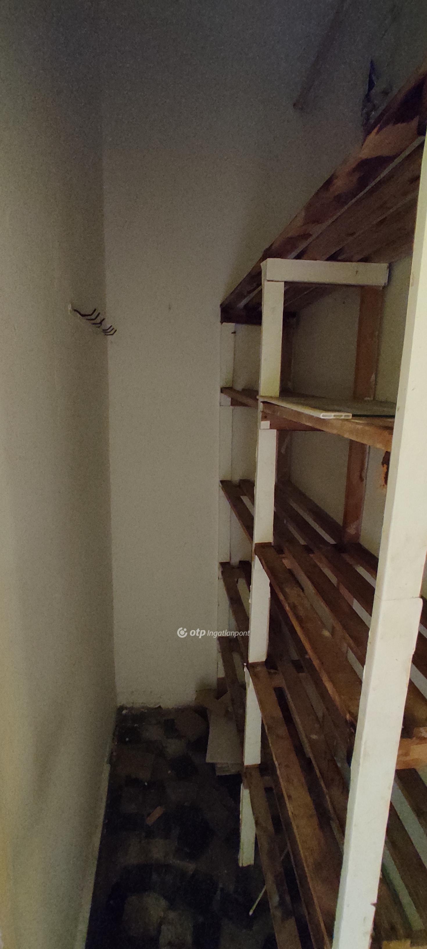 1 Szoba, tégla Építésű, 37 nm - AADAT.propertyImage (11)