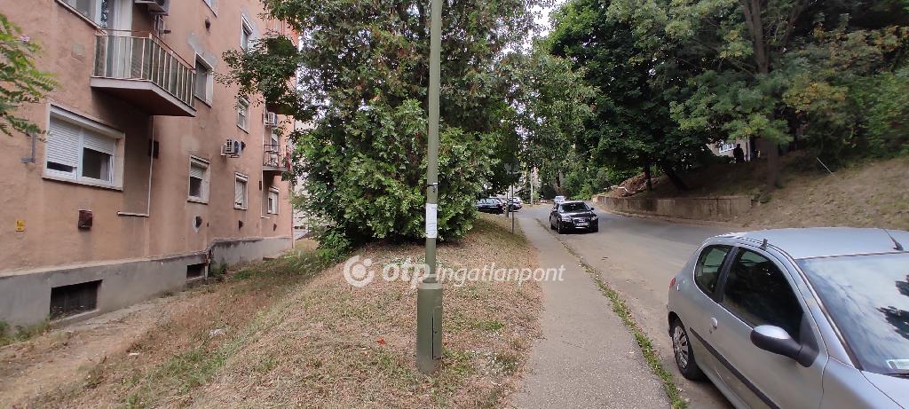 1 Szoba, tégla Építésű, 37 nm - AADAT.propertyImage (24)