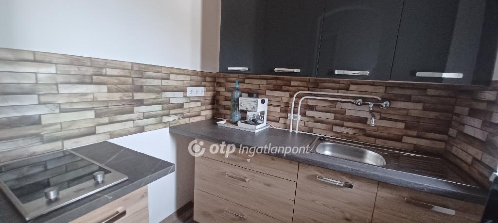 1+3 Szoba, tégla Építésű, 75 nm - AADAT.propertyImage (8)