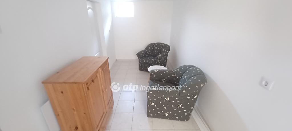 1+3 Szoba, tégla Építésű, 75 nm - AADAT.propertyImage (14)