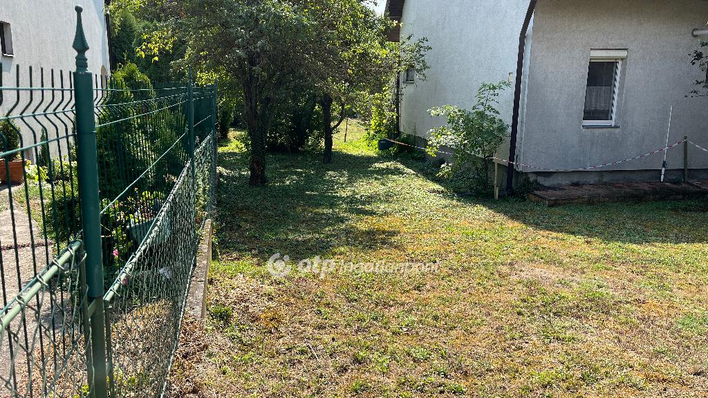 553 nm - AADAT.propertyImage (1)