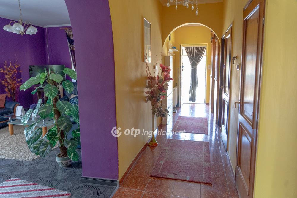 6 Szoba, tégla Építésű, 170 nm - AADAT.propertyImage (5)