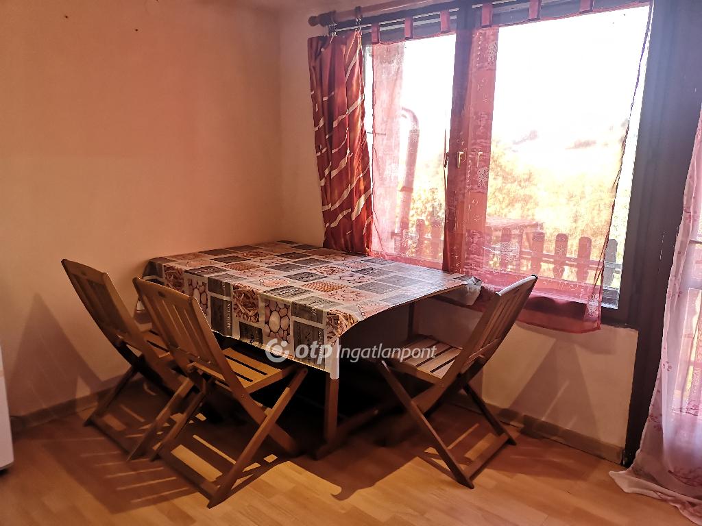 1 Szoba, tégla Építésű, 52 nm - AADAT.propertyImage (2)