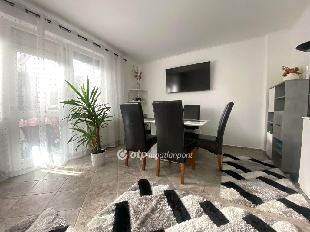2+2 Szoba, tégla Építésű, 114 nm - AADAT.propertyImage (3)