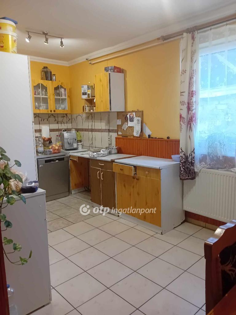 2+1 Szoba, vegyes falazat, 72 nm - AADAT.propertyImage (17)