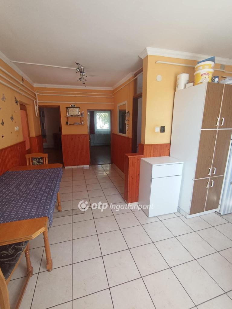 2+1 Szoba, vegyes falazat, 72 nm - AADAT.propertyImage (36)