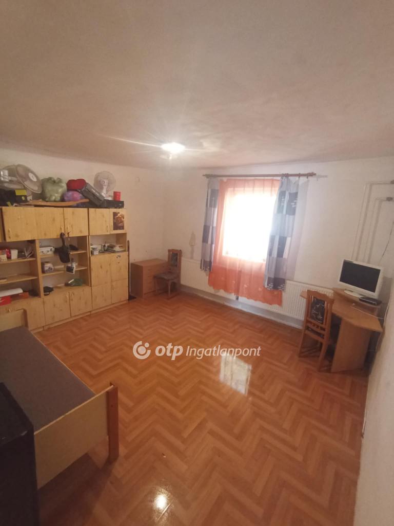 2+1 Szoba, vegyes falazat, 72 nm - AADAT.propertyImage (41)