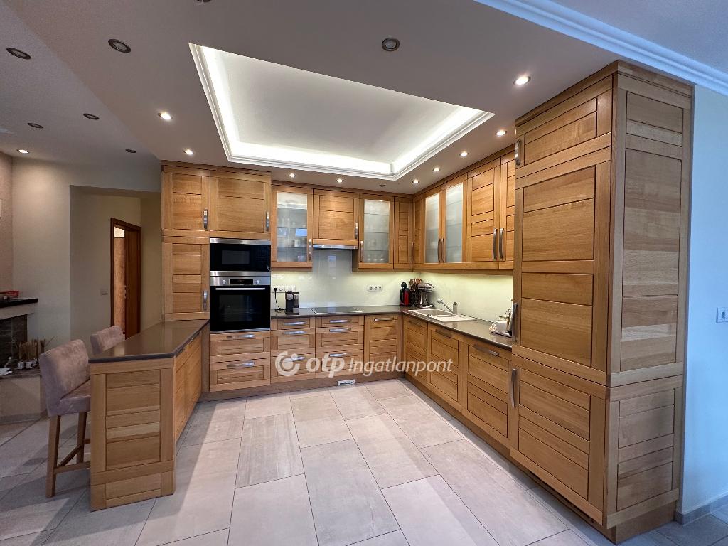 5 Szoba, tégla Építésű, 160 nm - AADAT.propertyImage (5)