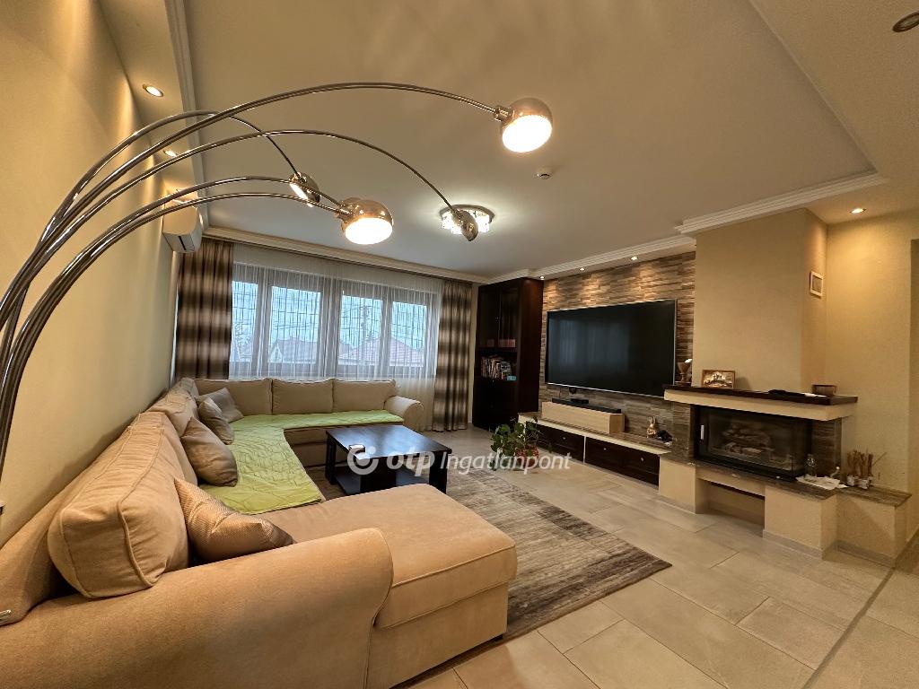 5 Szoba, tégla Építésű, 160 nm - AADAT.propertyImage (8)