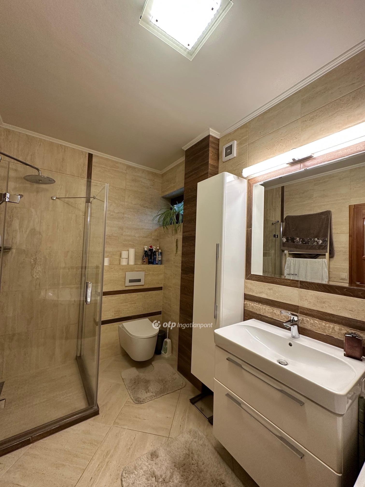 5 Szoba, tégla Építésű, 160 nm - AADAT.propertyImage (13)