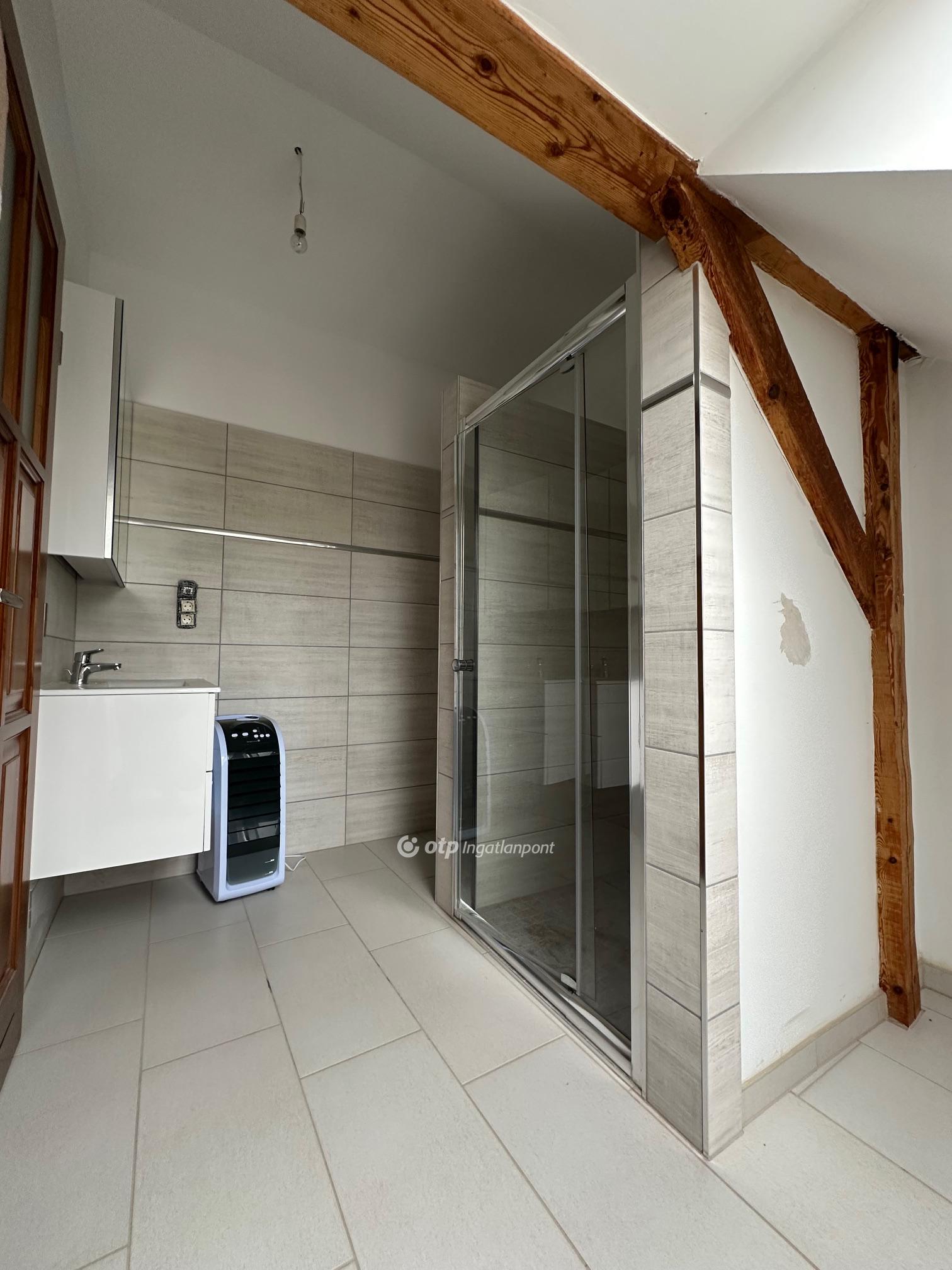 5 Szoba, tégla Építésű, 160 nm - AADAT.propertyImage (21)