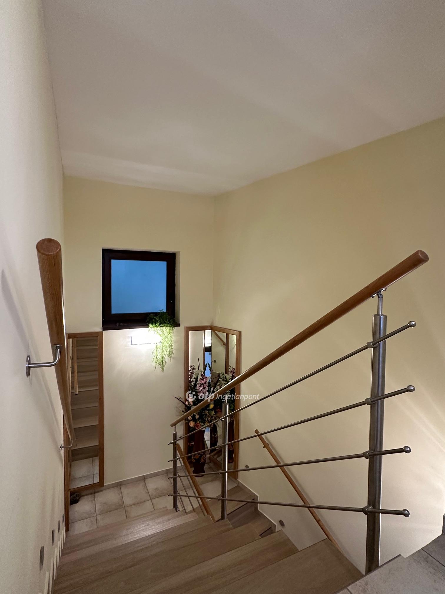 5 Szoba, tégla Építésű, 160 nm - AADAT.propertyImage (25)