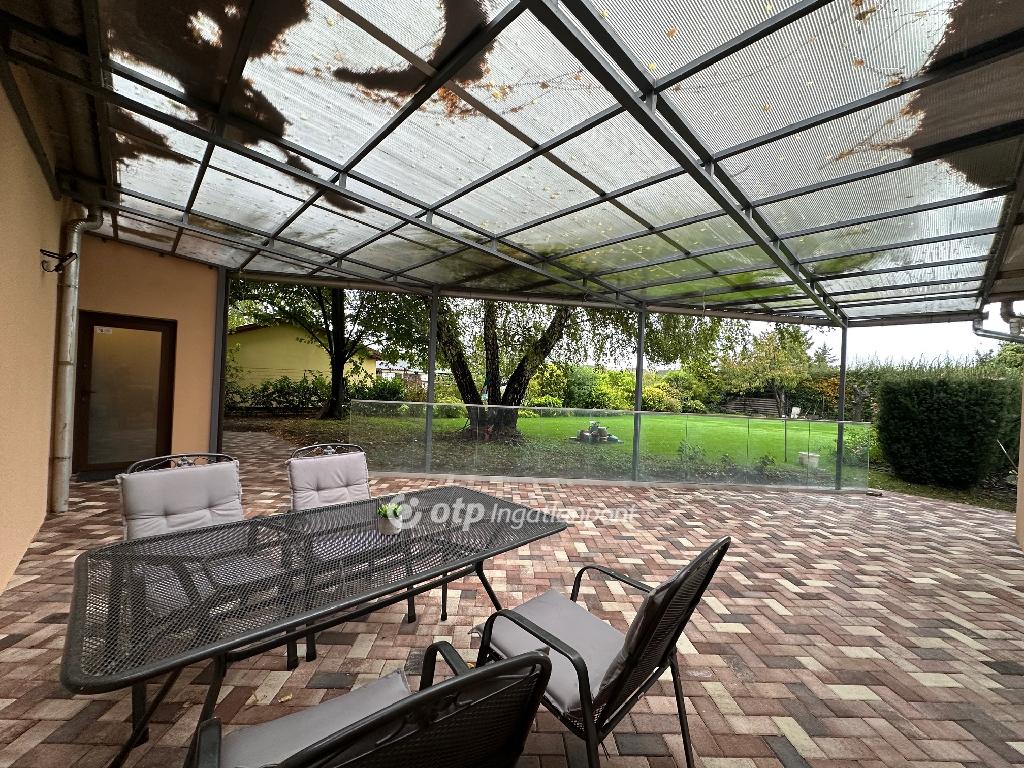 5 Szoba, tégla Építésű, 160 nm - AADAT.propertyImage (26)