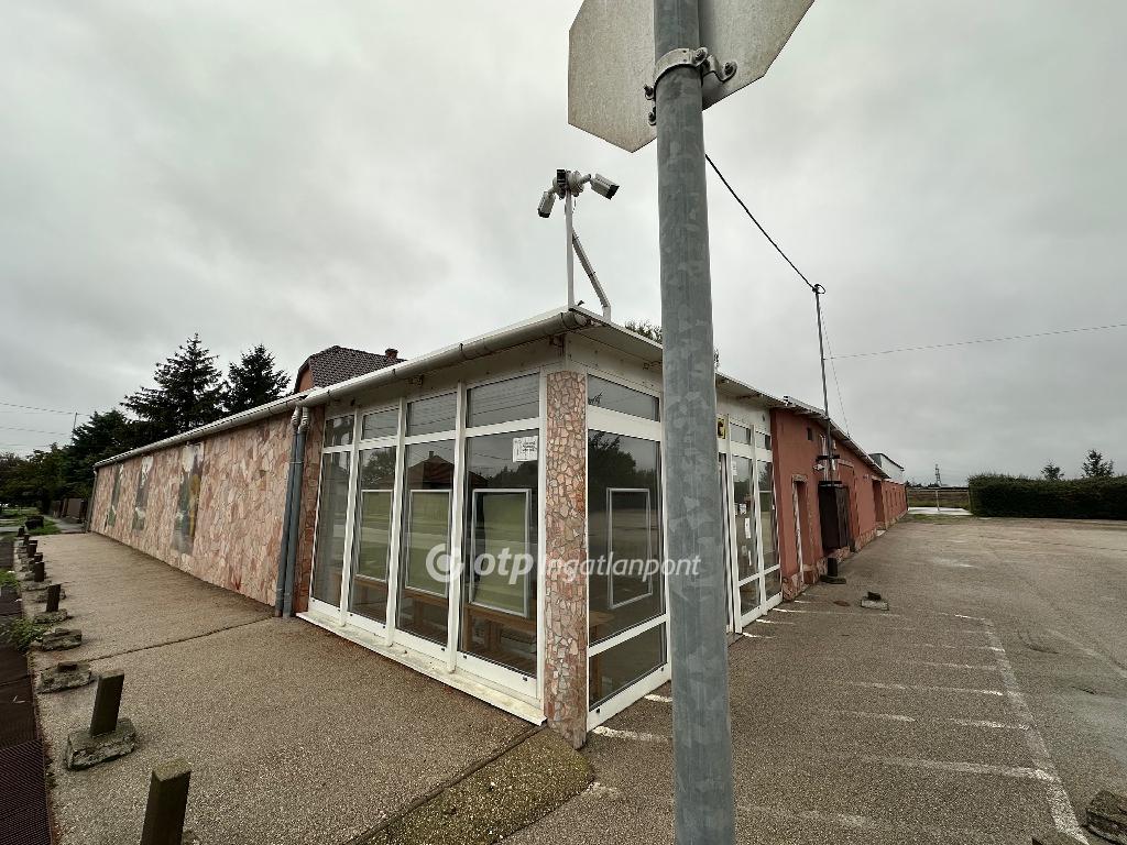 5 Szoba, tégla Építésű, 160 nm - AADAT.propertyImage (30)