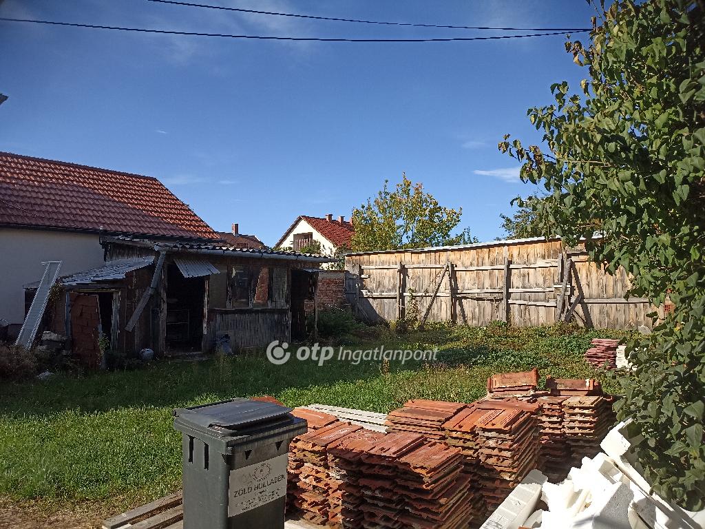 5 Szoba, tégla Építésű, 155 nm - AADAT.propertyImage (12)