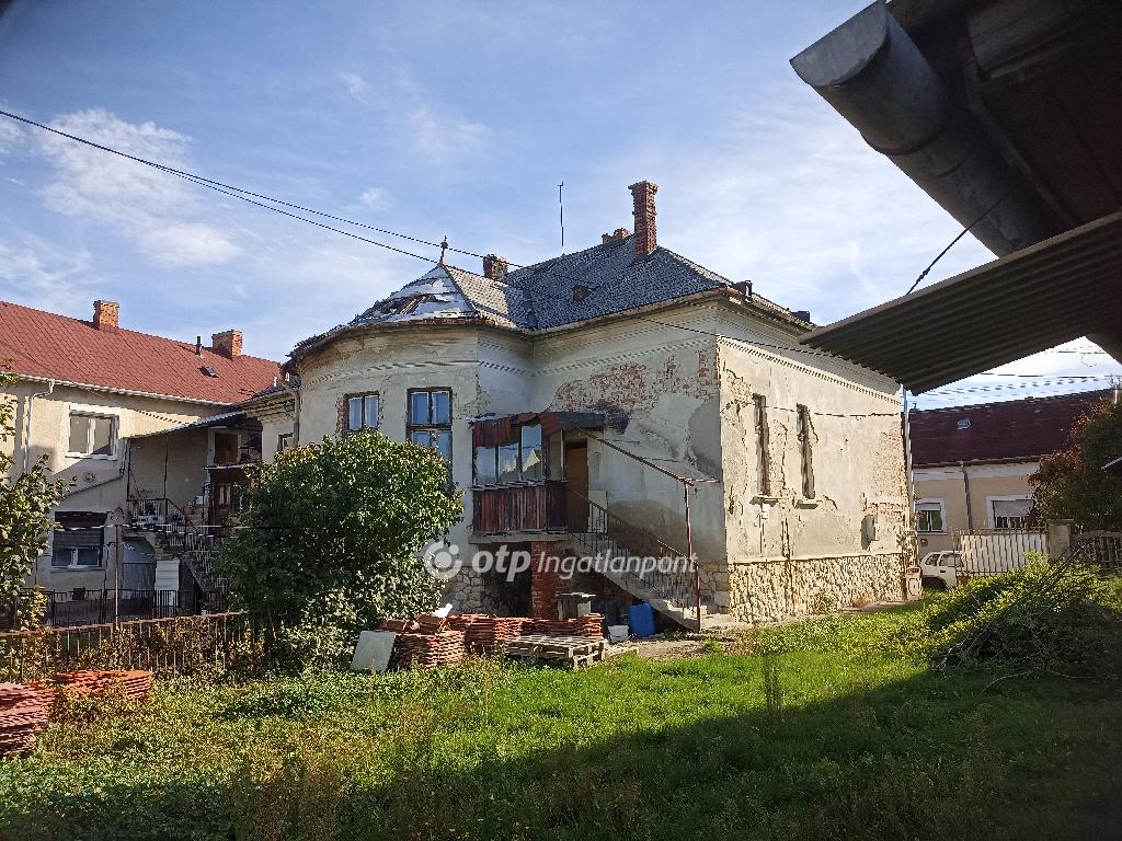 5 Szoba, tégla Építésű, 155 nm - AADAT.propertyImage (14)