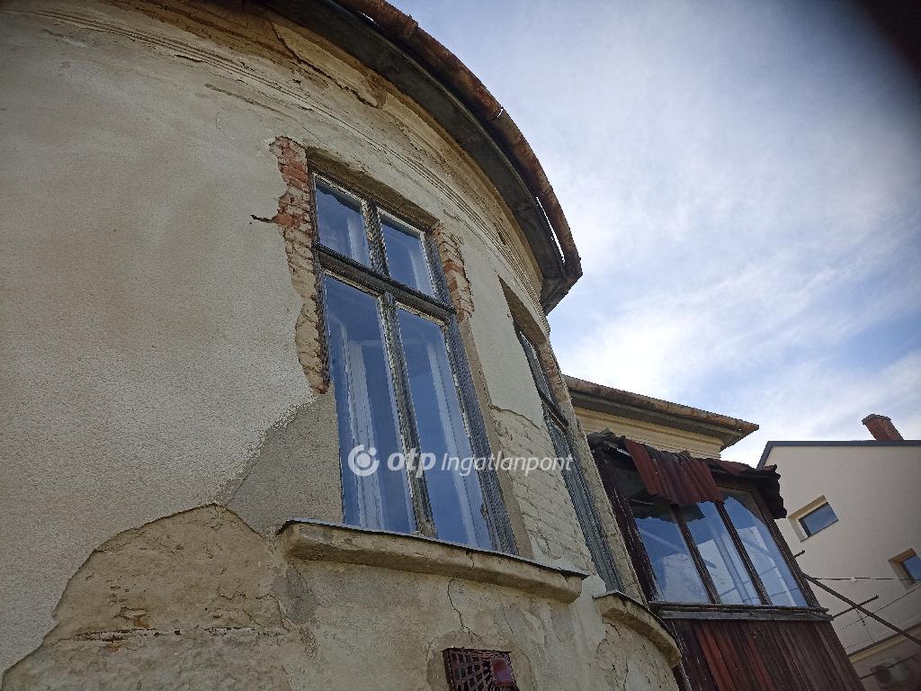 5 Szoba, tégla Építésű, 155 nm - AADAT.propertyImage (19)