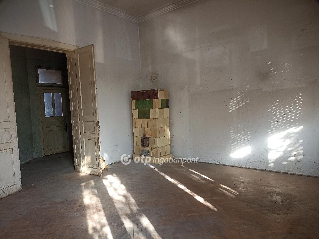 5 Szoba, tégla Építésű, 155 nm - AADAT.propertyImage (40)