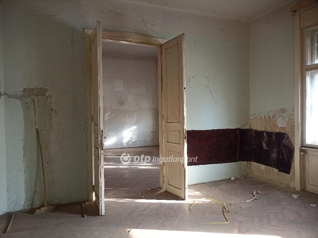 5 Szoba, tégla Építésű, 155 nm - AADAT.propertyImage (42)