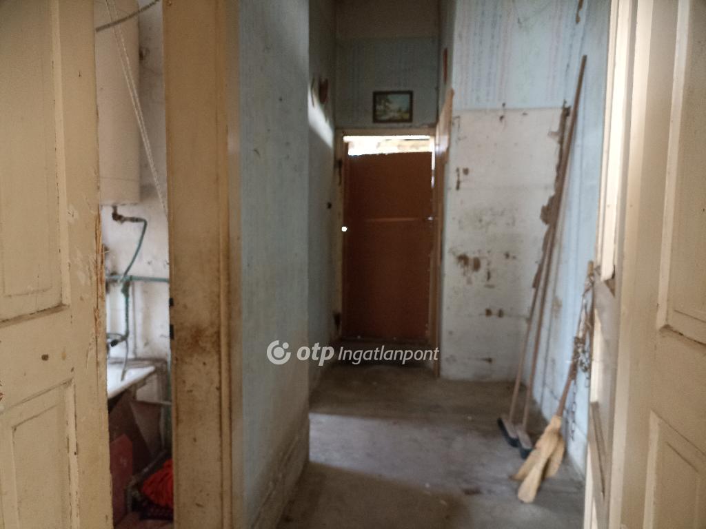 5 Szoba, tégla Építésű, 155 nm - AADAT.propertyImage (43)